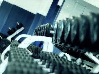 Dès maintenant, évitez les pièges des abonnements sportifs coûteux