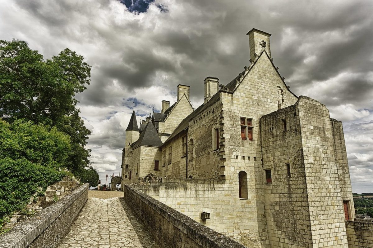 Comment classer et archiver factures et papiers administratifs