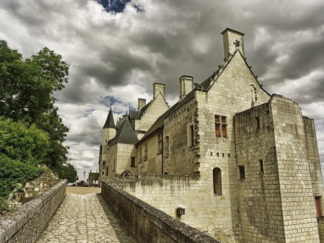Comment classer et archiver factures et papiers administratifs