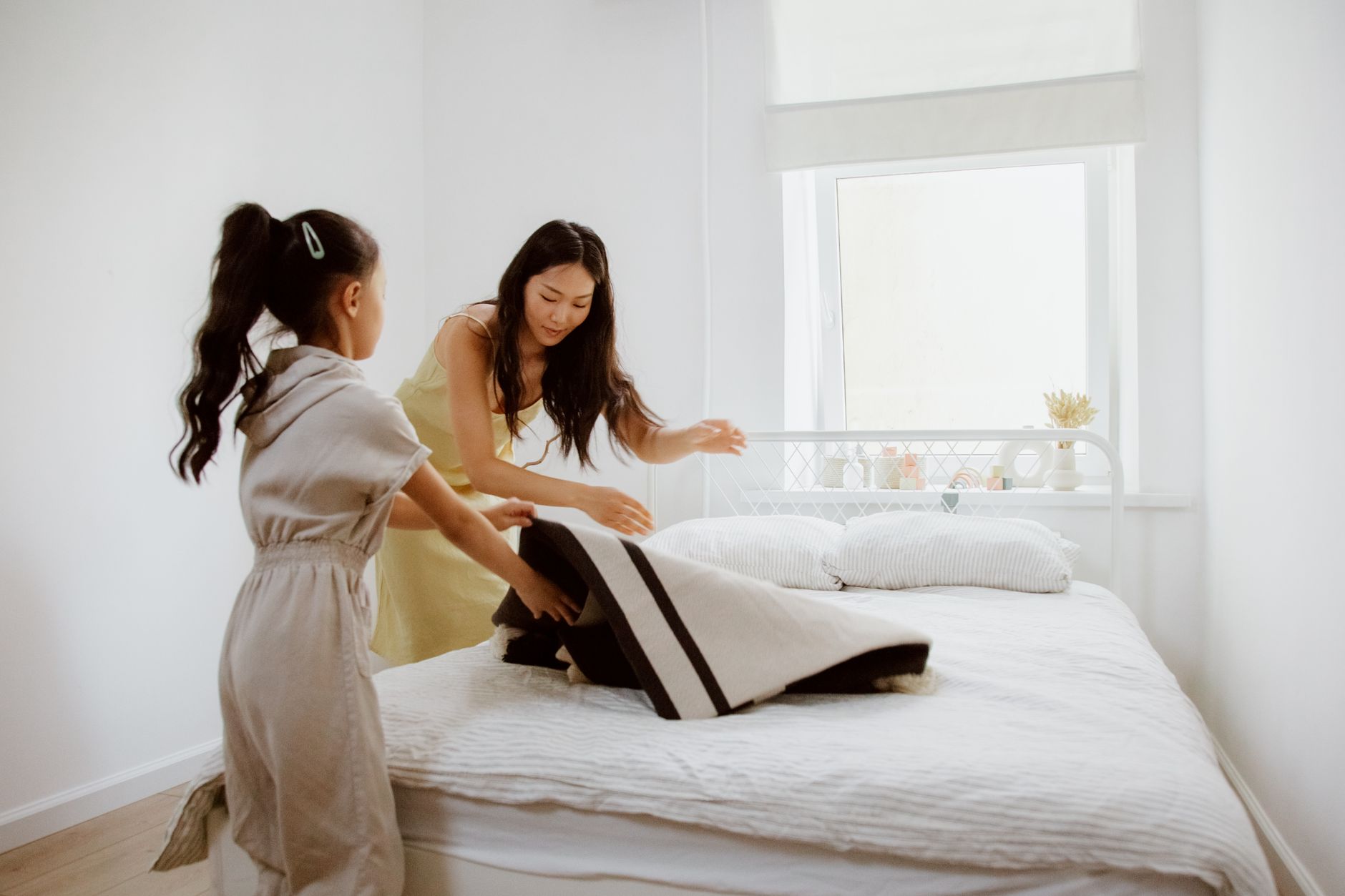 Robot tondeuse ou coupe‑bordures : lequel choisir ?