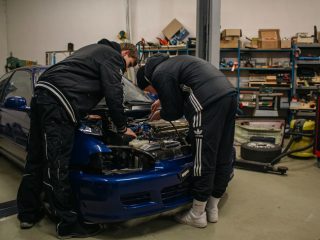 Tarif pose attelage Renault : combien prévoir en centre partenaire
